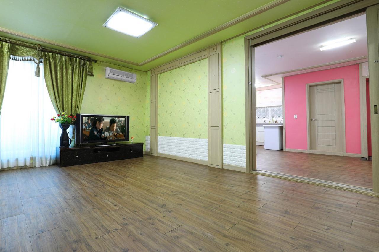Yeowoogneul Pension Chuncheon Buitenkant foto