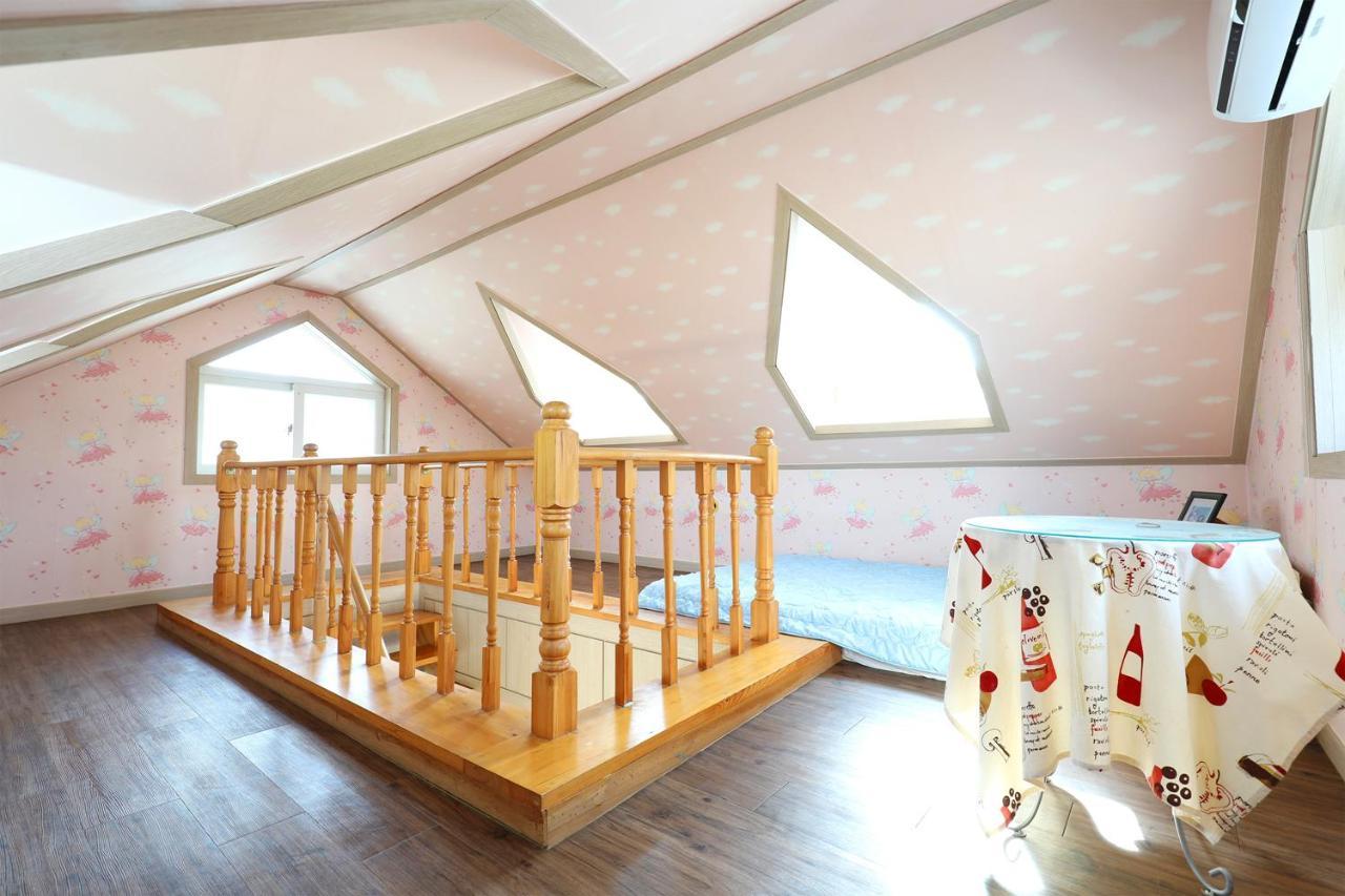 Yeowoogneul Pension Chuncheon Buitenkant foto